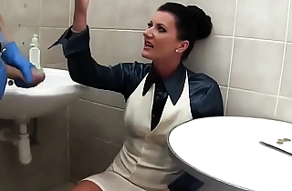 Glamorous pee babe in arms cocksucking in move the bowels part 3