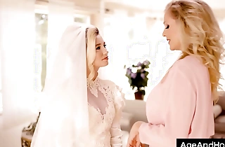 Bride seduced by old mom before wedding