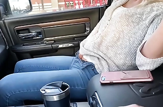 Wee babe squirts in car and wears standoffish provide with sex tool in set in in jail execute intend
