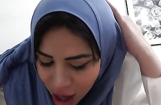 Fucking Horny And Blue Big Ass Arab Mom