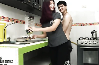I Obtain Horny and Ask My Stepbrother to Enjoyment from Me in the Pantry - Porno in Spanish