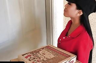 Pizza Application Oriental Princess Gets Stuck In The Window & She Has To Suck 2 Unhelpful Dicks - TeamSkeet